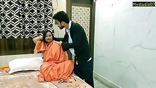 Desi command mother in law fucked by young gentleman husband! Viral jobordosti sex with audio